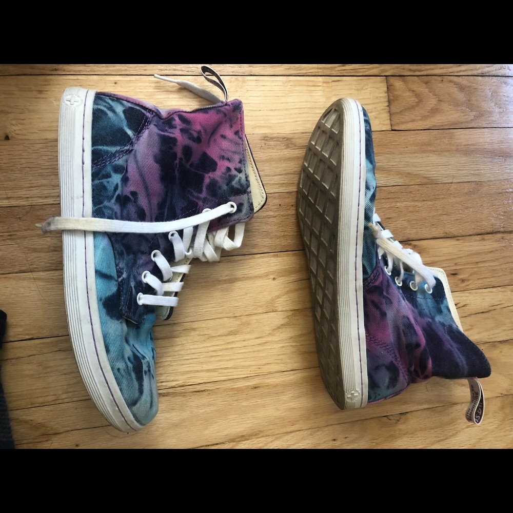 Dr. Martens sneakers